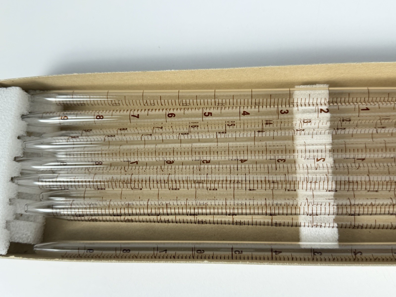 Lot of 12 Fisherbrand Fisher 13-671-108D 10mL Borosilicate Glass Pipets