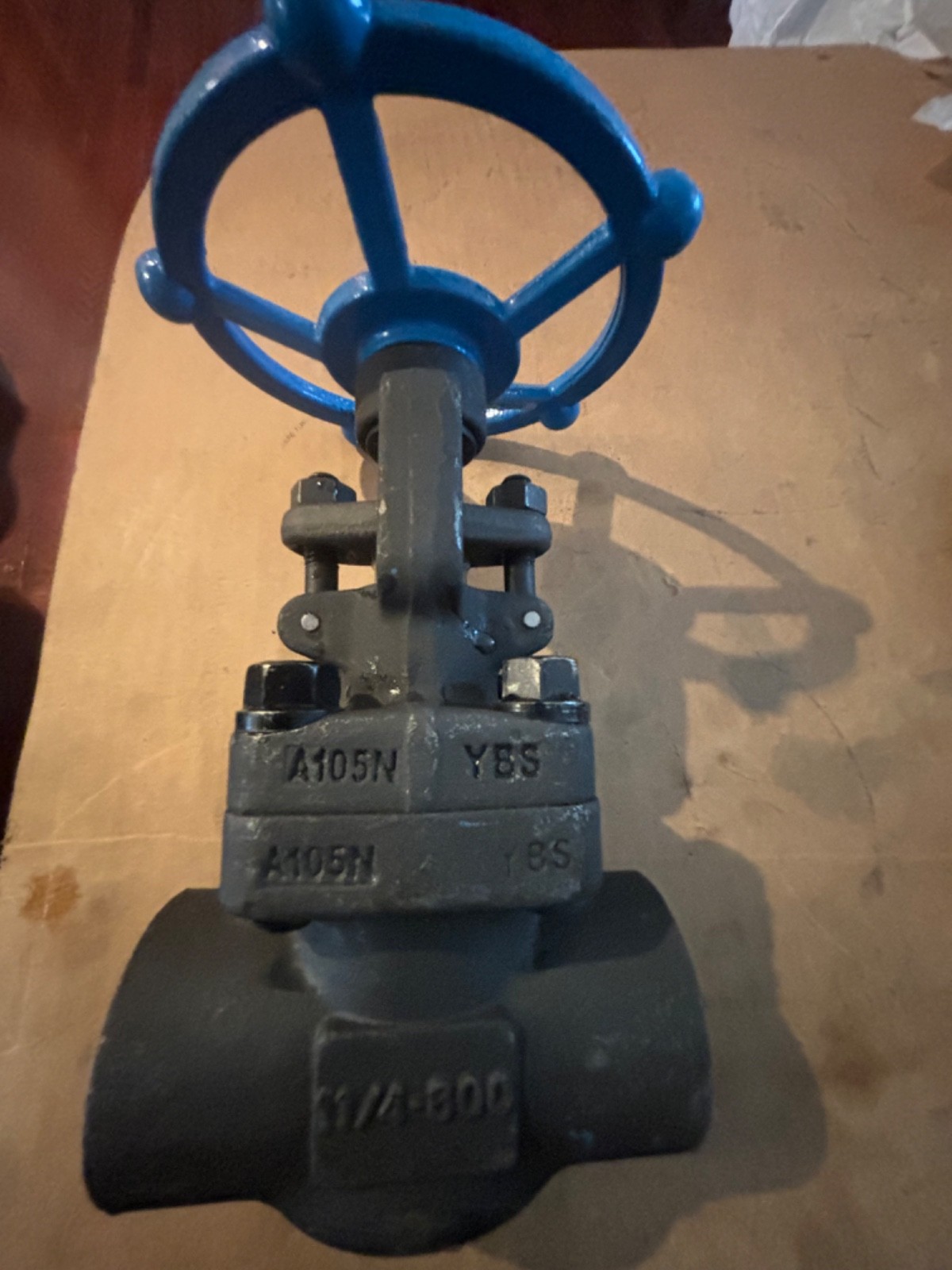 Sharpe 34834 1-1/4″-800Lb Gate Valve 1975 PSI @ 100F Threaded connection fast sh