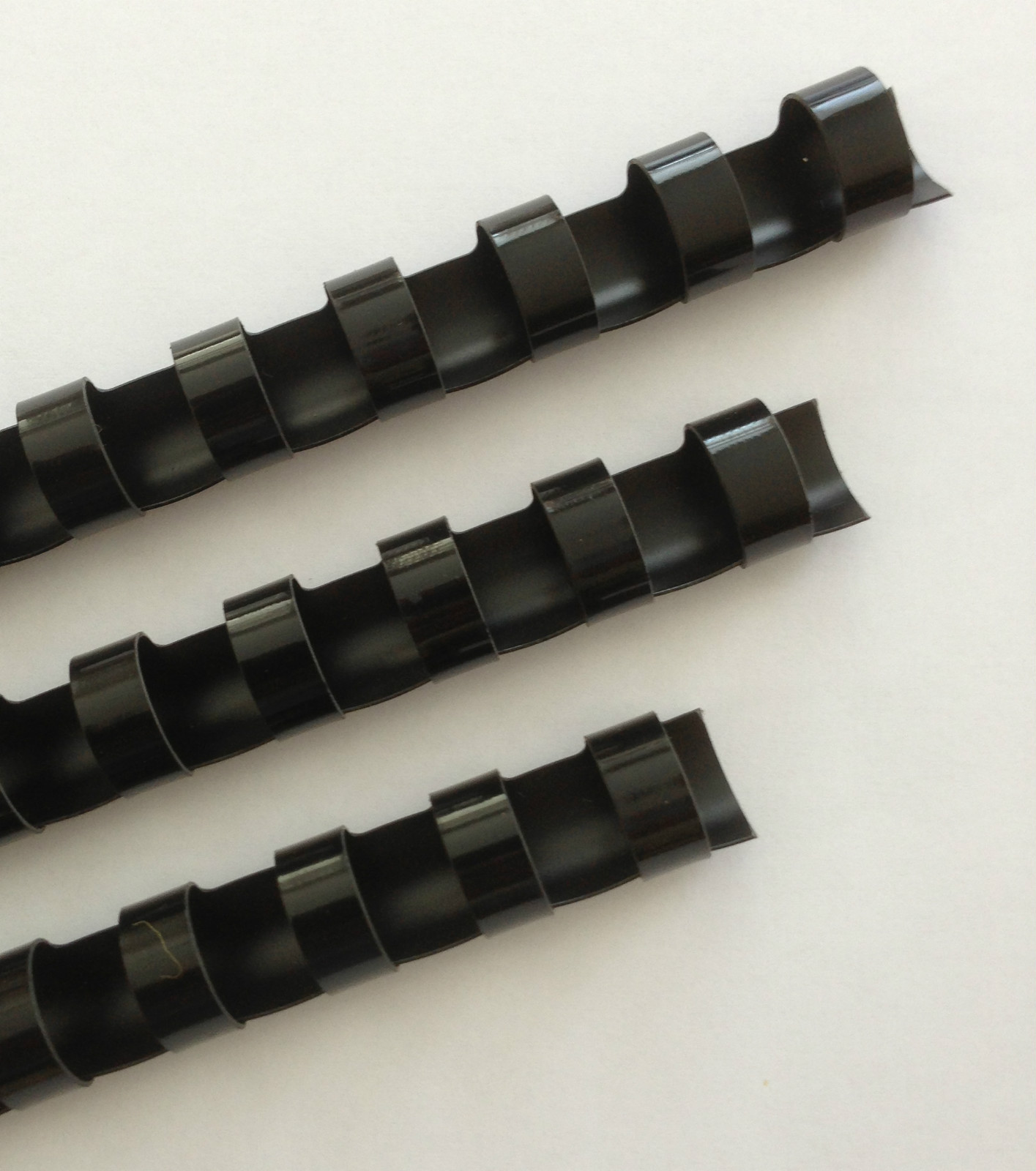 7/8″ Plastic Binding Combs – «BLACK» – Set of 25