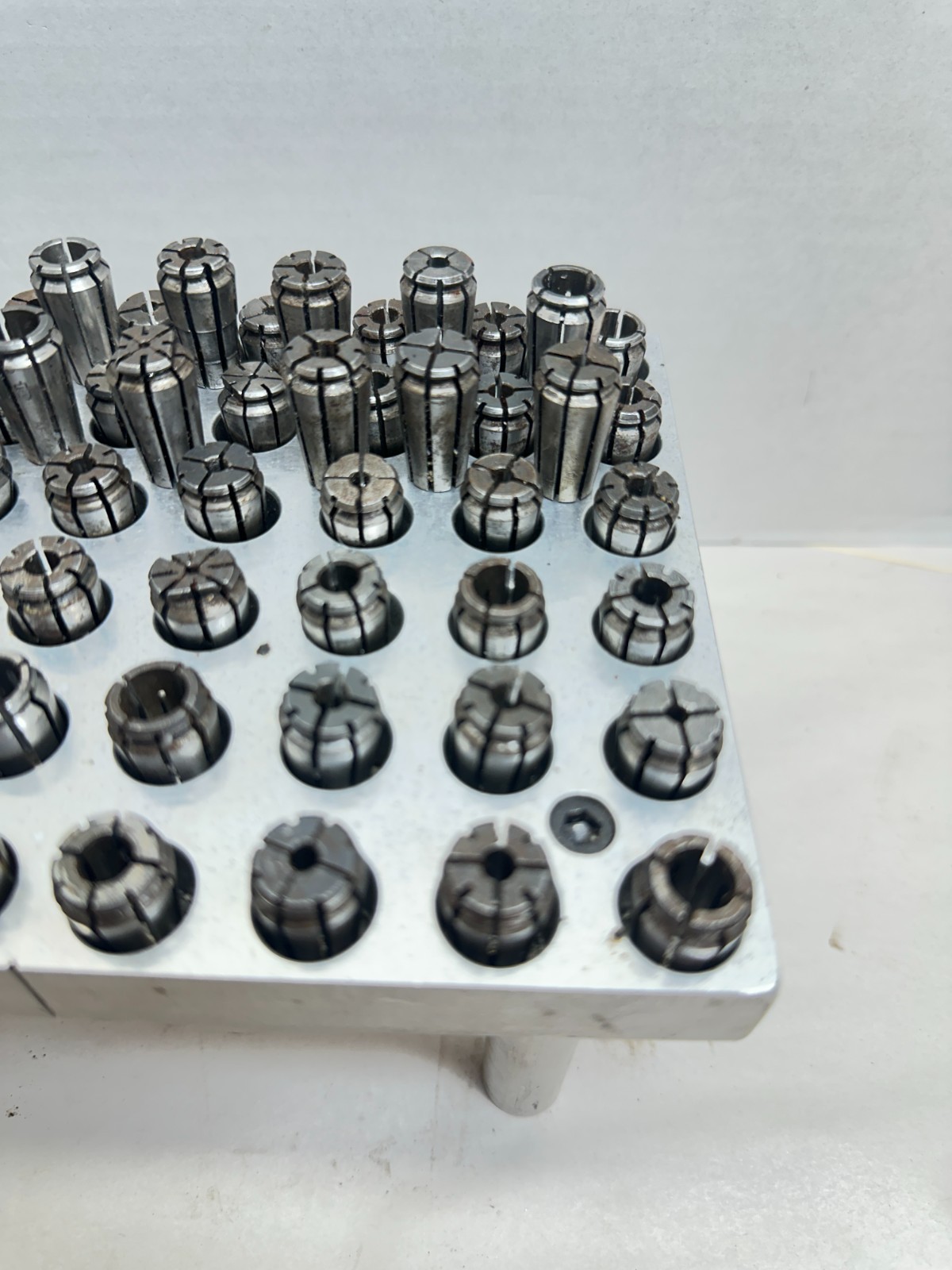 Lot of 101! – Accura-Flex Collets TSD AF Series with Aluminum Holder