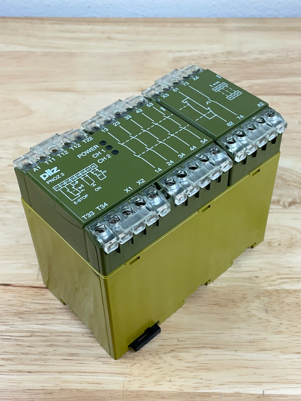 PILZ PNOZ 3 5S10 Safety Relay, 474894