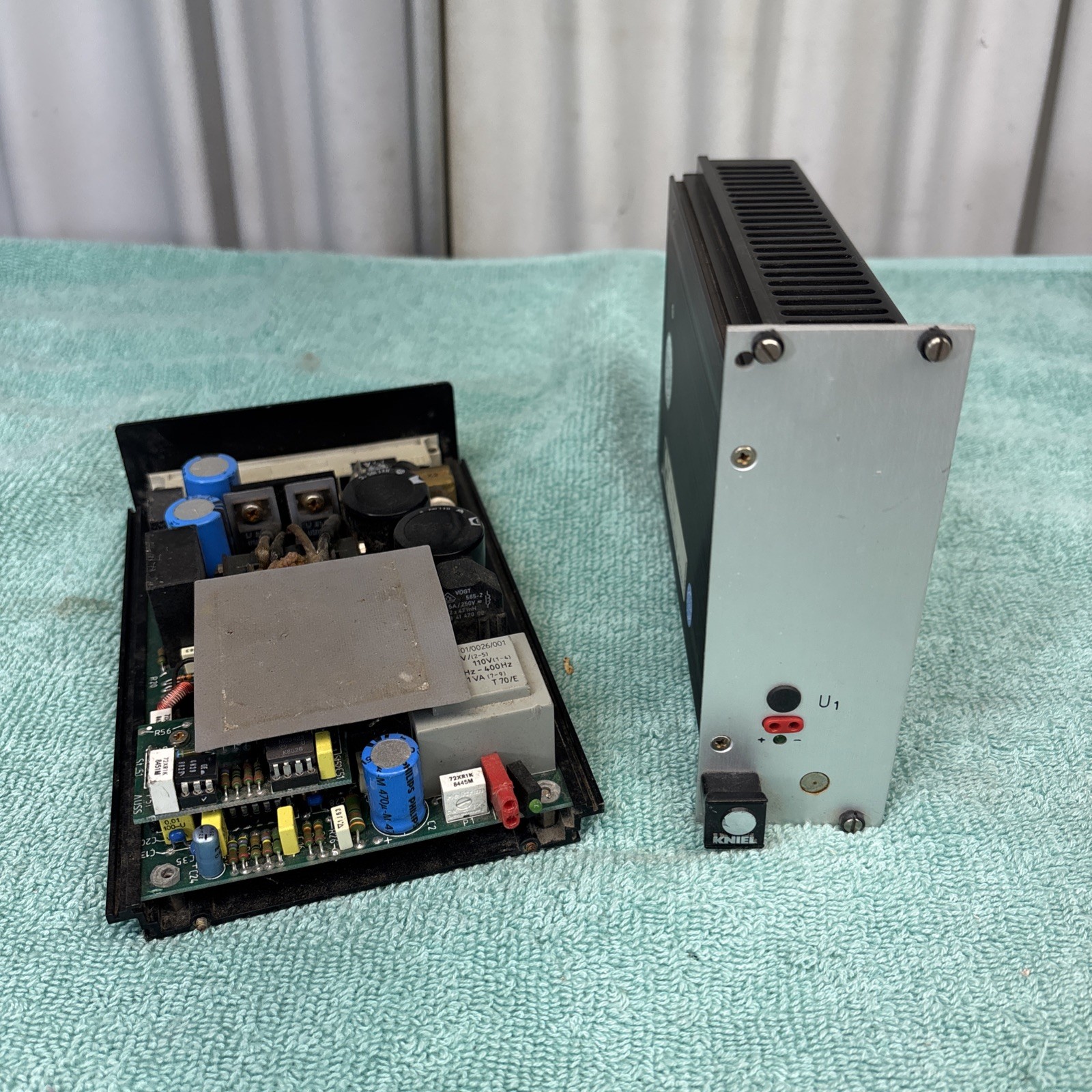 LOT OF (2) KNIEL CPU 5.10 POWER SUPPLY 300-002-02