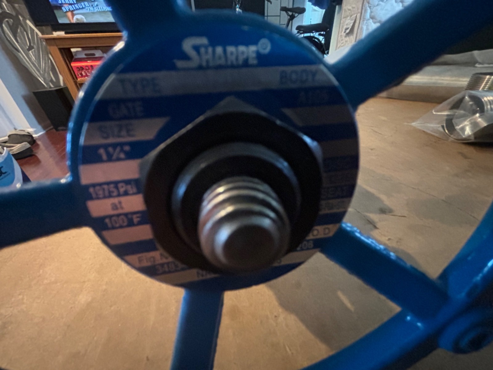 Sharpe 34834 1-1/4″-800Lb Gate Valve 1975 PSI @ 100F Threaded connection fast sh