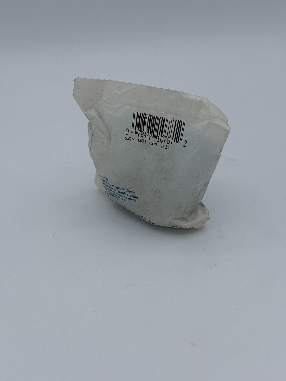 Leviton 612 Electrical Plug Black Plastic Power Connector Replacement Part