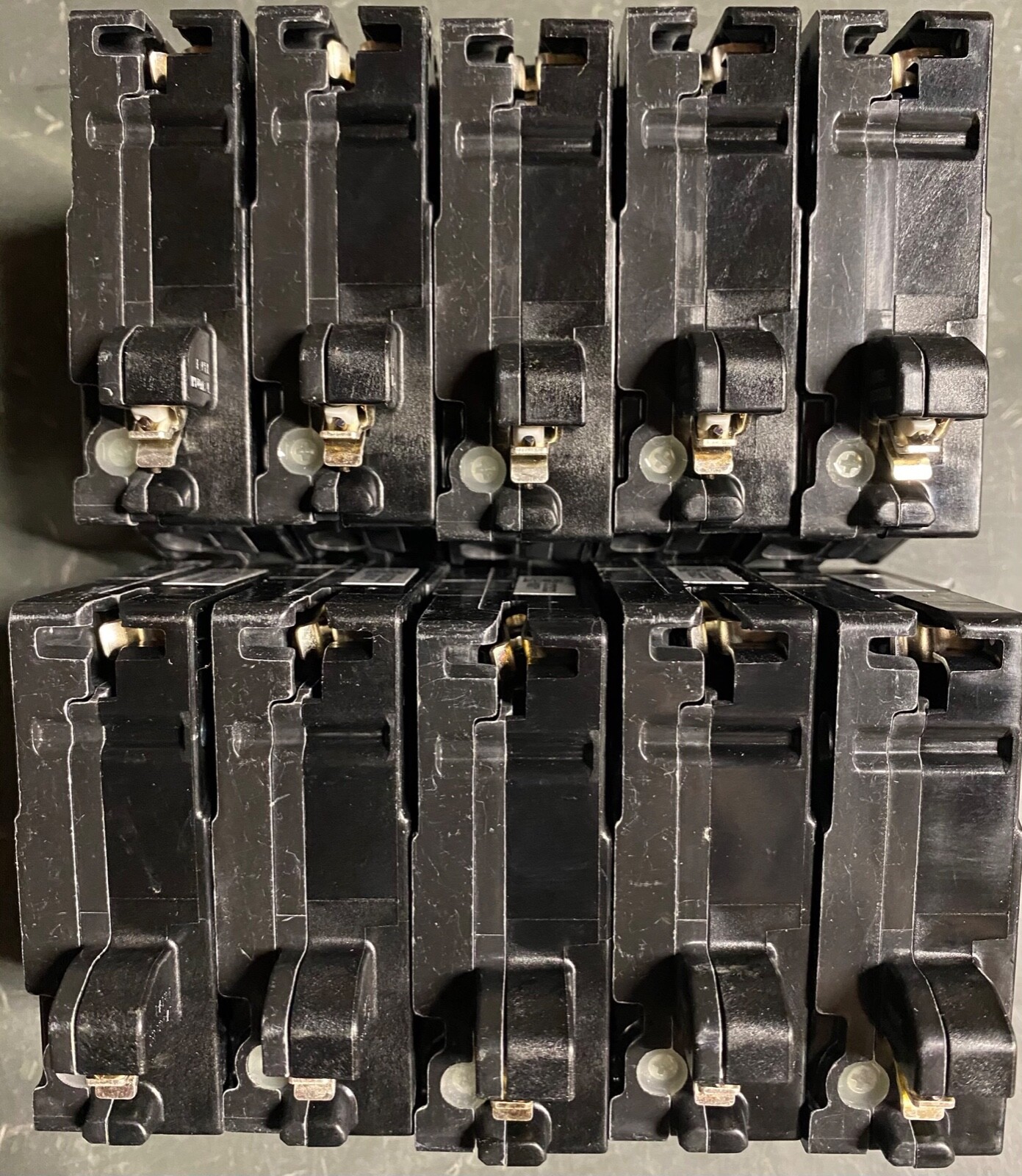 LOT OF 10 SIEMENS QA115AFCN 15A AFCI PLUG ON NEUTRAL (NO PIGTAIL WIRE) NEW