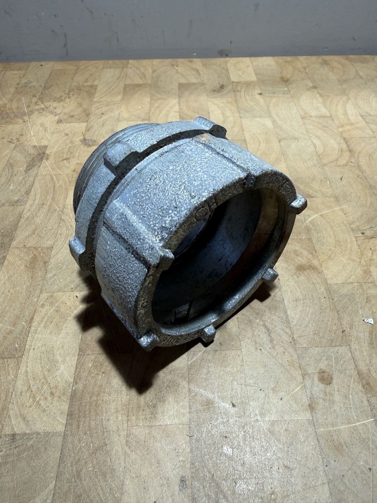 MALLEABLE IRON 3 inch Rigid Conduit Compression Connector 3″