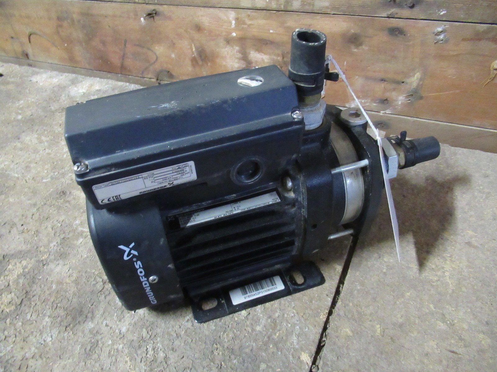 GRUNDFOS CENTRIFUGAL PUMP ML7BA1*115 115/230V 7.6/3.9A 0.8HP 2 POLE 60HZ 0.6KW