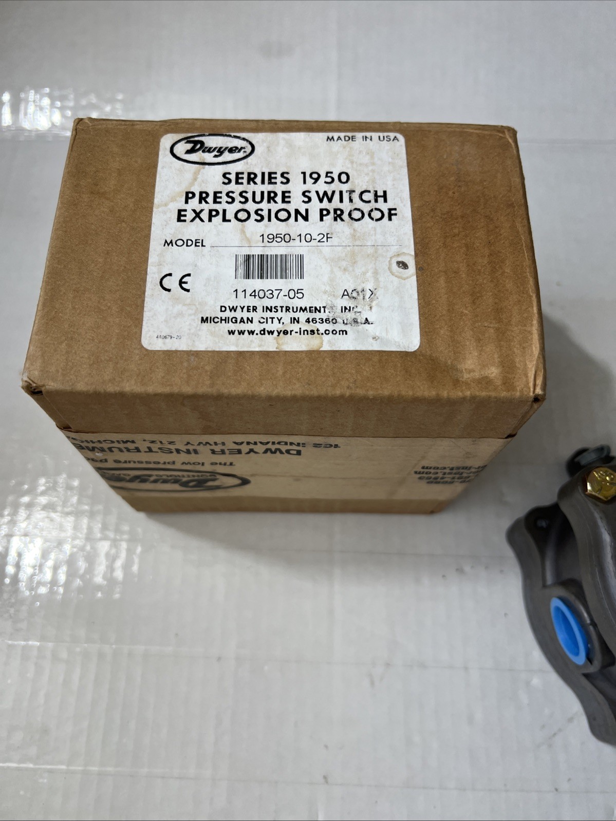 Dwyer 1950 10-2F Pressure Switch