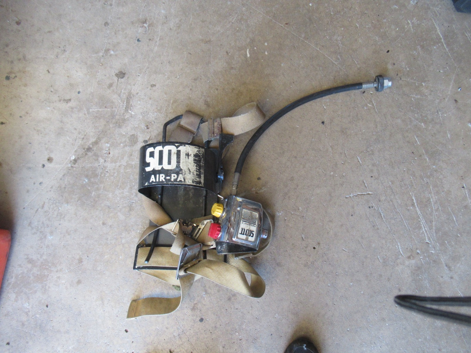 VINTAGE Scott Air-Pak Presur-Pak II SCBA 2216PSI 2.2