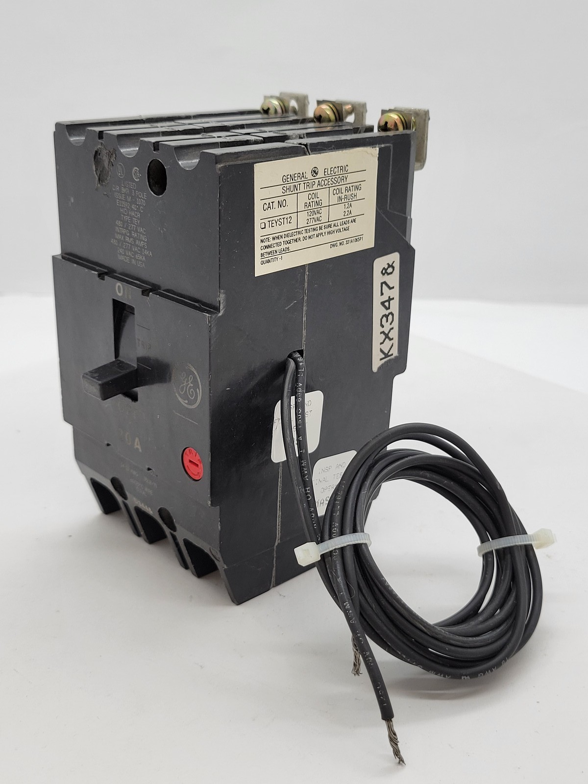 General Electric TEY330ST12 Shunt Trip Bolt-On Circuit Breaker 30A 3P 480/277V