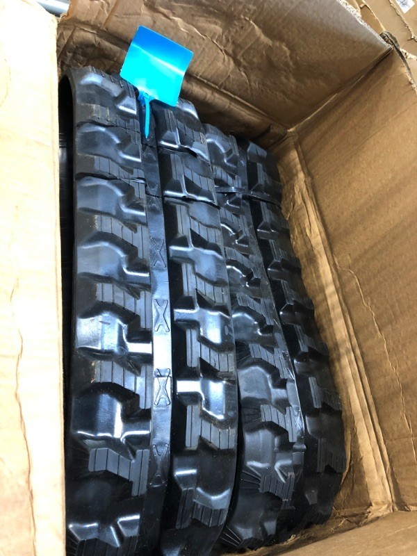 2 Rubber Tracks 180x72x37 Mini Excavator Kubota CAT Komatsu Yanmar JCB