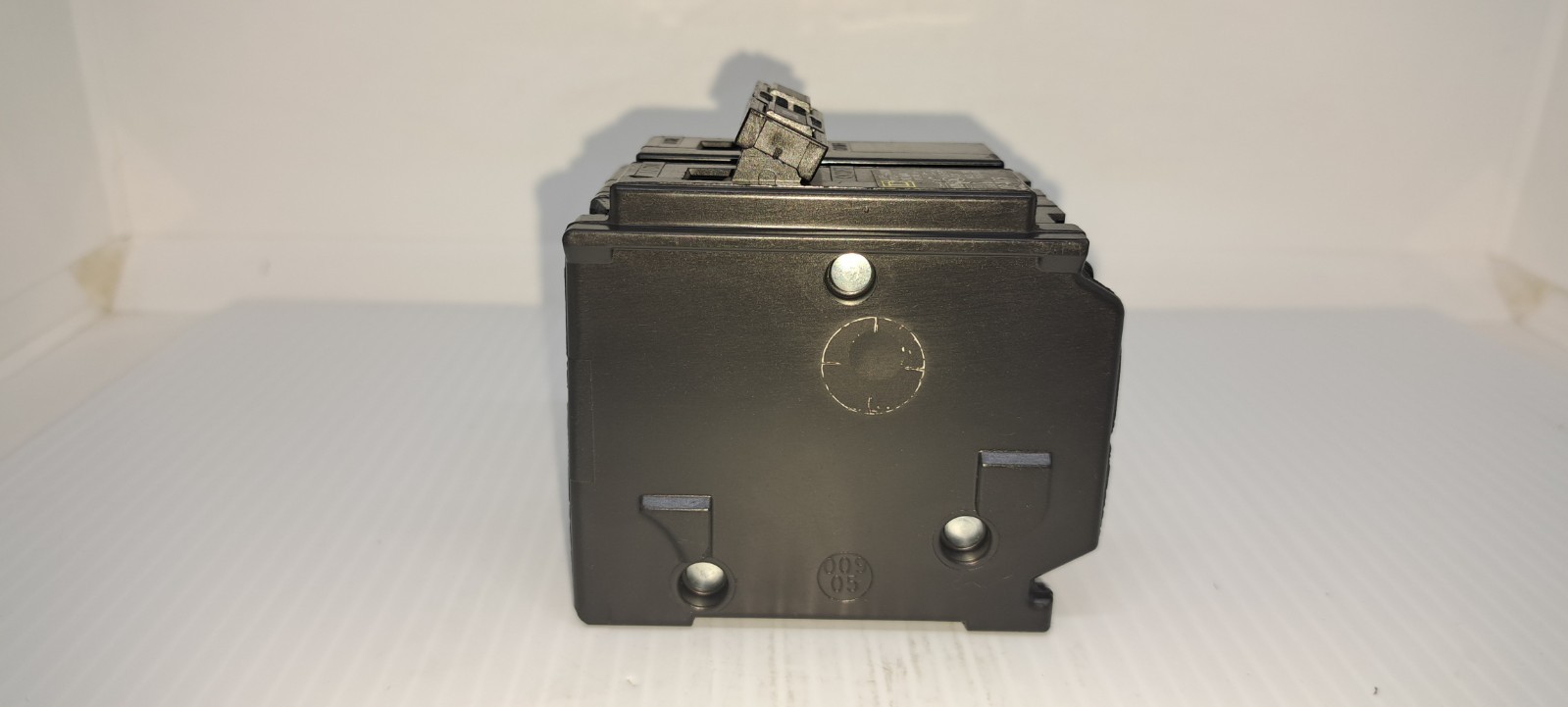 SQUARE D HOM230 30 AMP 2 POLE 120/240V CIRCUIT BREAKER TYPE HOM FLAW