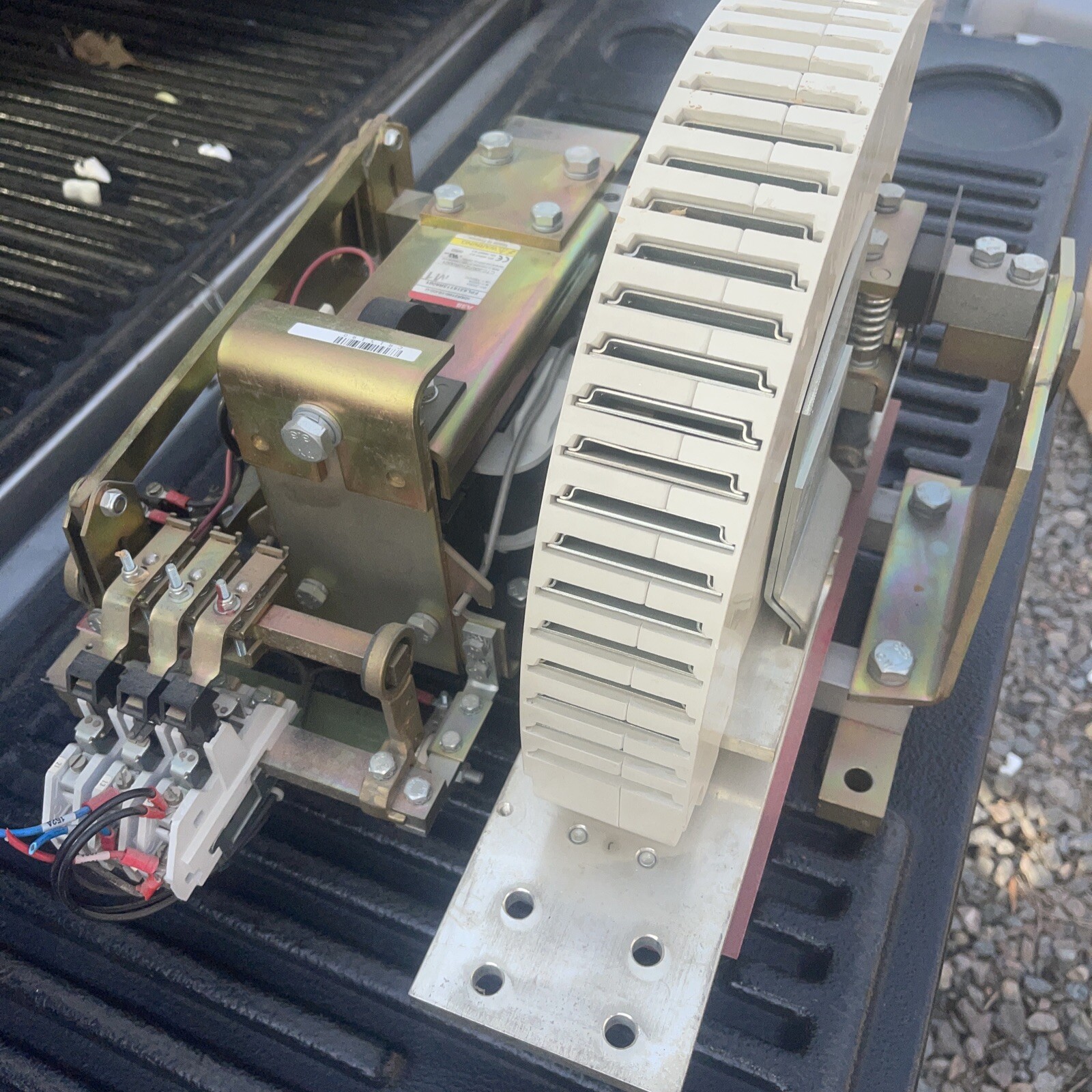 ABB IORR2100-10-CC-u Bar Contactor FPL6316115r6001 750v Coil 2000 Amps