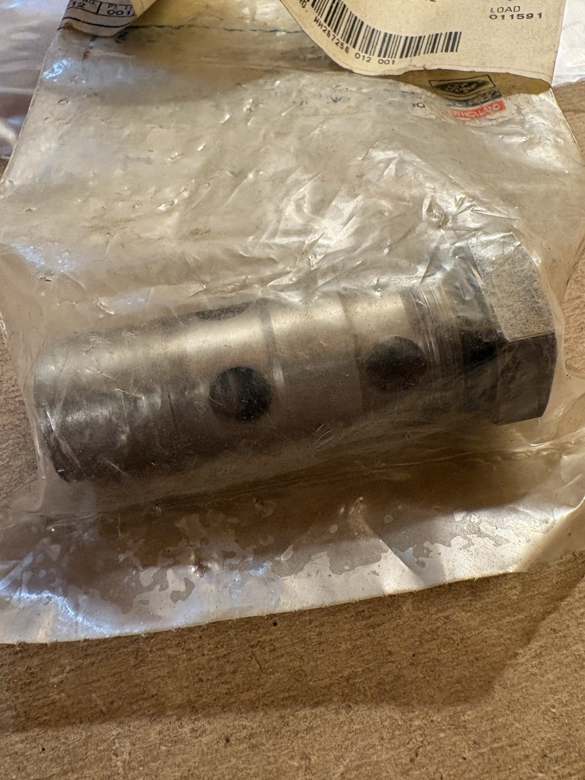 GENUINE OEM NOS NEW HOLLAND FORD 9848787 RELIEF VALVE USA DISCONTINUED [10133]