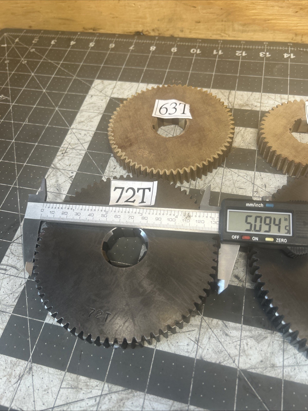 Lot 4 Spur Gears 44T 63T 72T 84T Steel + Synthetic Keyed Bore Change Gears