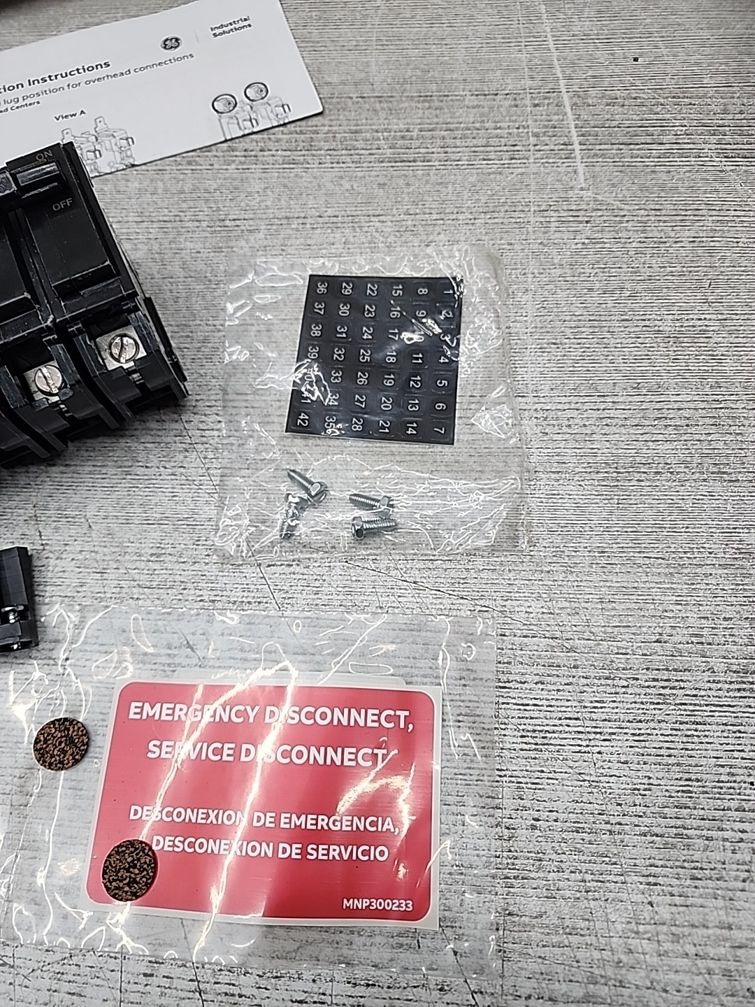 GE THQMV200WL 200 Amp 120/240 Volt 2-Pole Plug-In Mount  Main Circuit Breaker