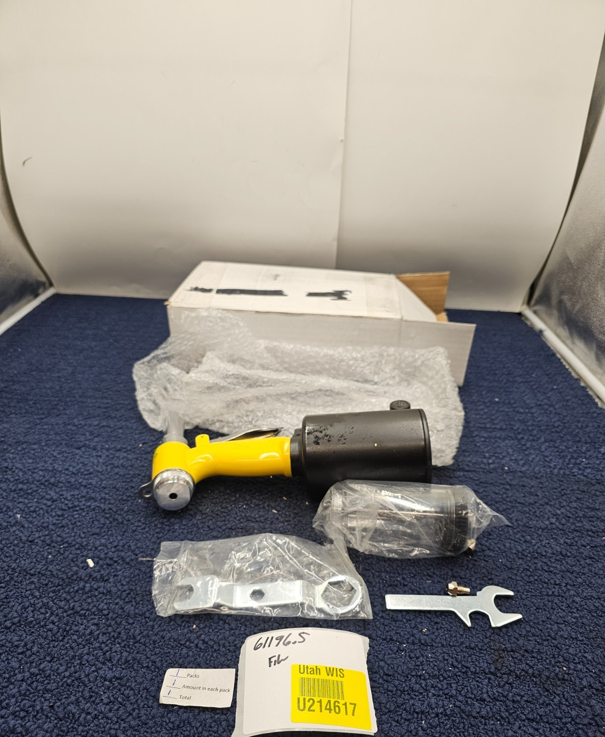 ALLSTAR PERFORMANCE Air Rivet Gun For Steel & Aluminum Rivets, V-2