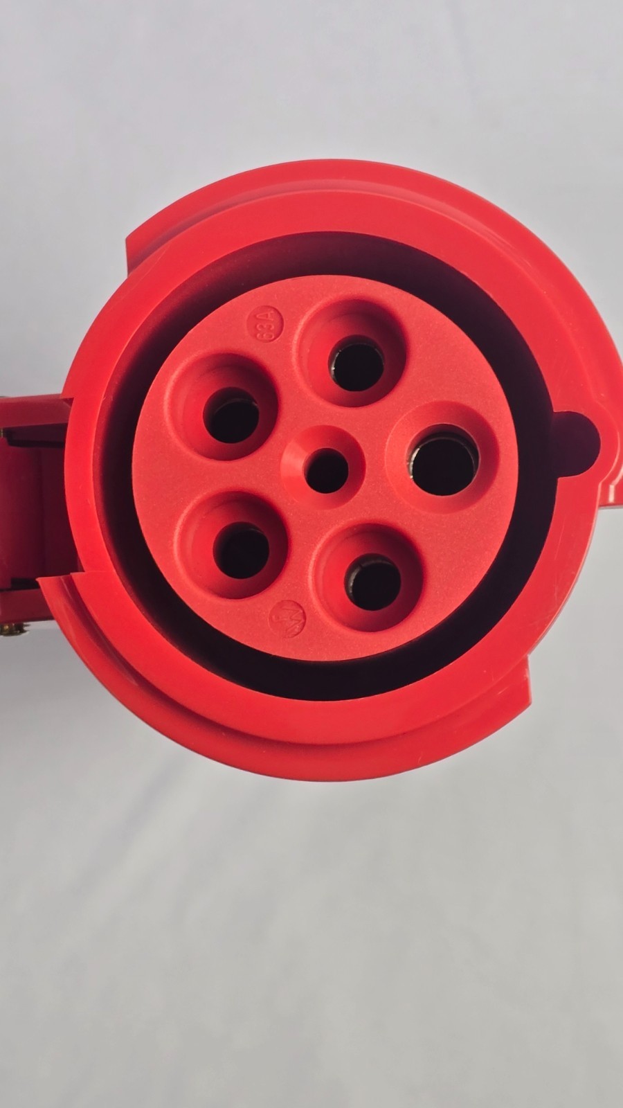 Walther Type 369 Industrial Receptacle | 63A 400V 3P+N+E | IP67 Watertight CE UL