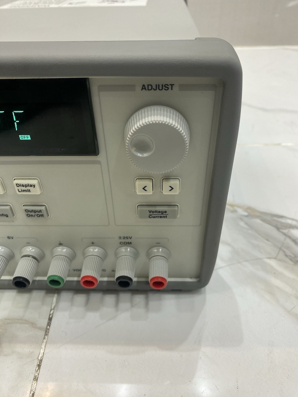 KEYSIGHT TECHNOLOGIES E3631A Triple Output DC Power Supply