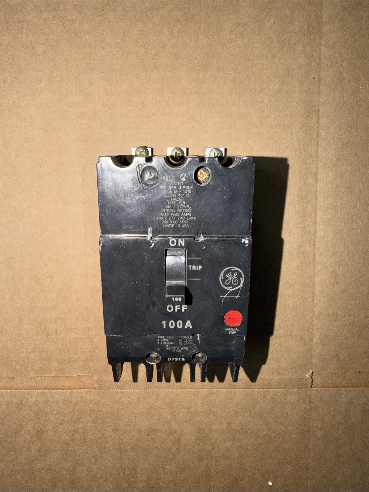 GE TEY TEY3100 3Pole 100 Amp 480/277V Bolt-On Circuit Breaker NEW TAKE OUT