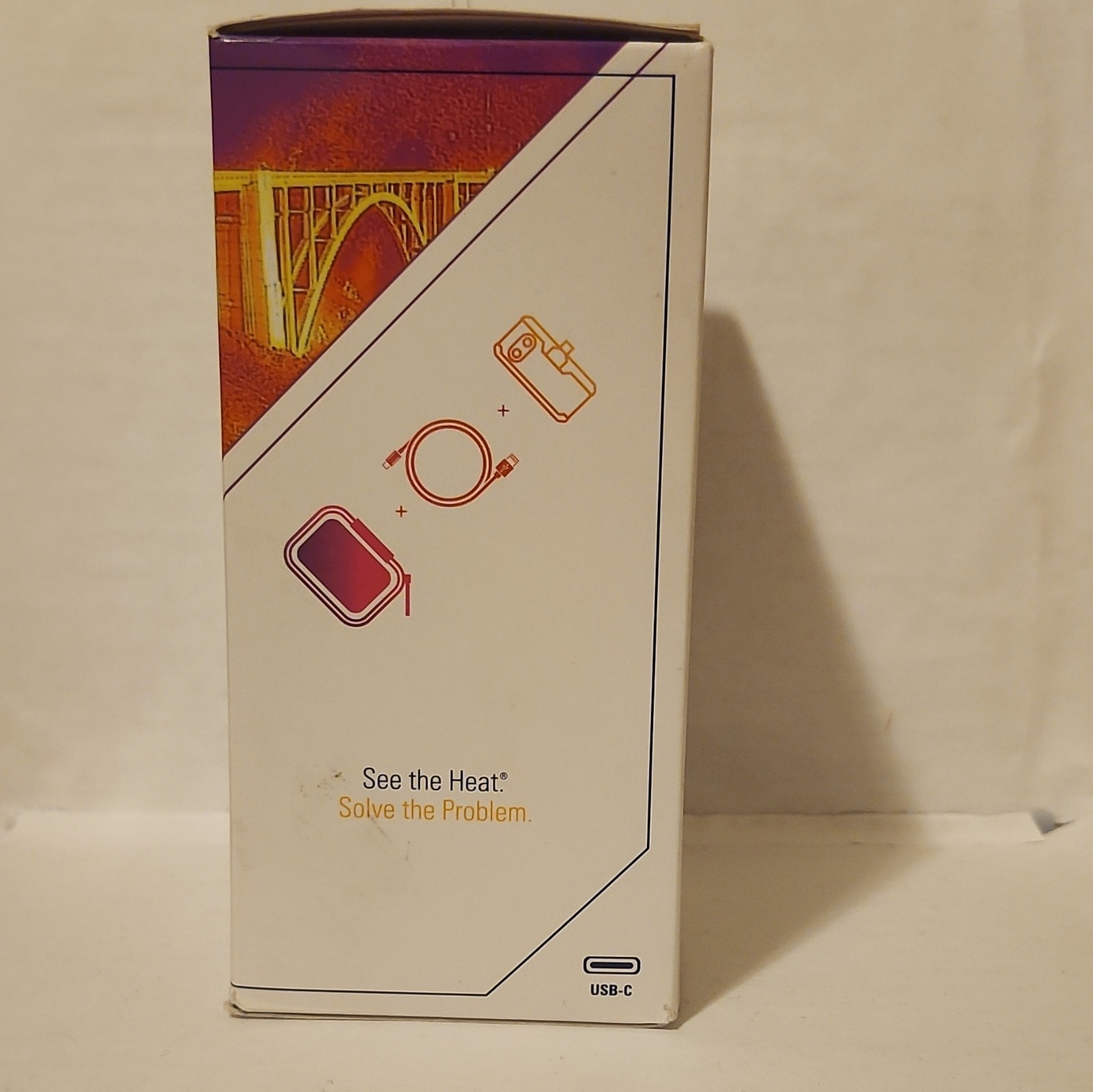 FLIR ONE USB-C Thermal Imaging Camera for Android w/ Carry Case & USB Cable