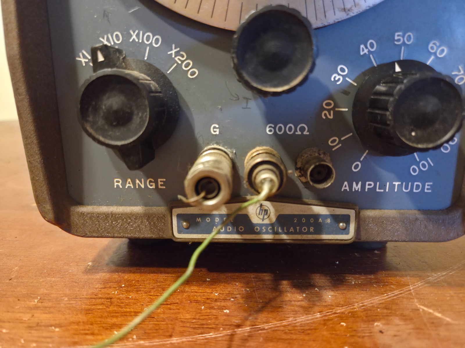 HP Hewlett Packard 200AB Audio Oscillator Powers On Vintage Test Equipment