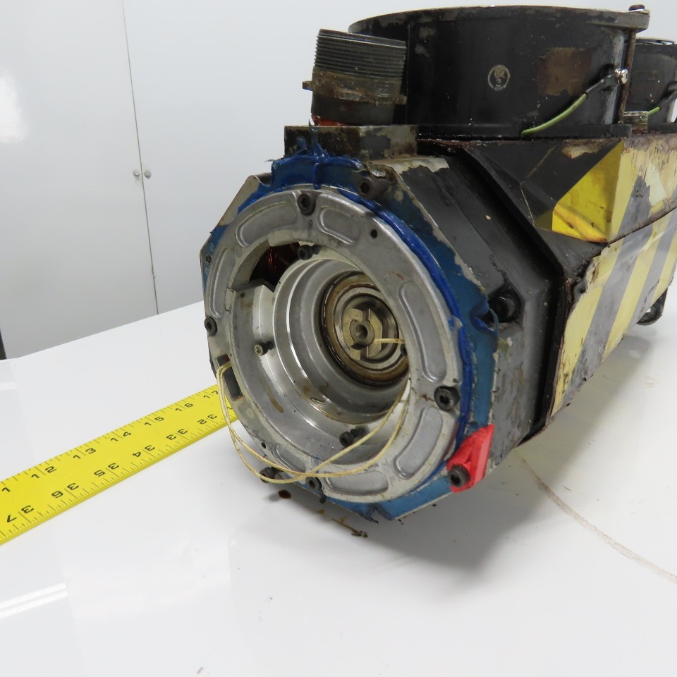 GE Fanuc A06B-015-B075#7008 7.3KW AC Servo Motor 3Ph 184V W/ Fan Parts/Repair