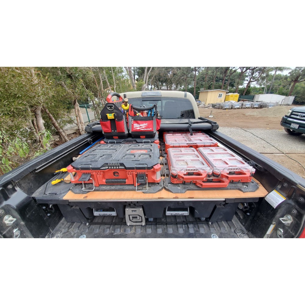Milwaukee 48-22-8485 PACKOUT Polymer Wall & Floor Mounting Storage Plate
