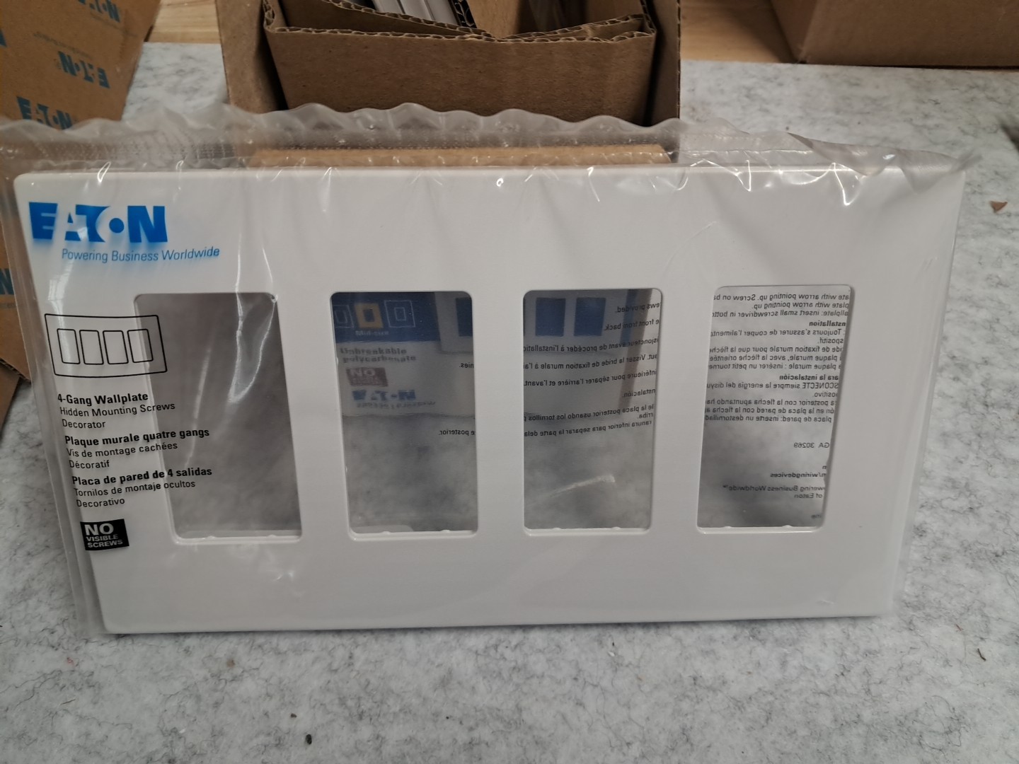 NEW Lot of 5 EATON PJS264W Decorator Screwless Wallplate, 4-Gang, White, Plastic
