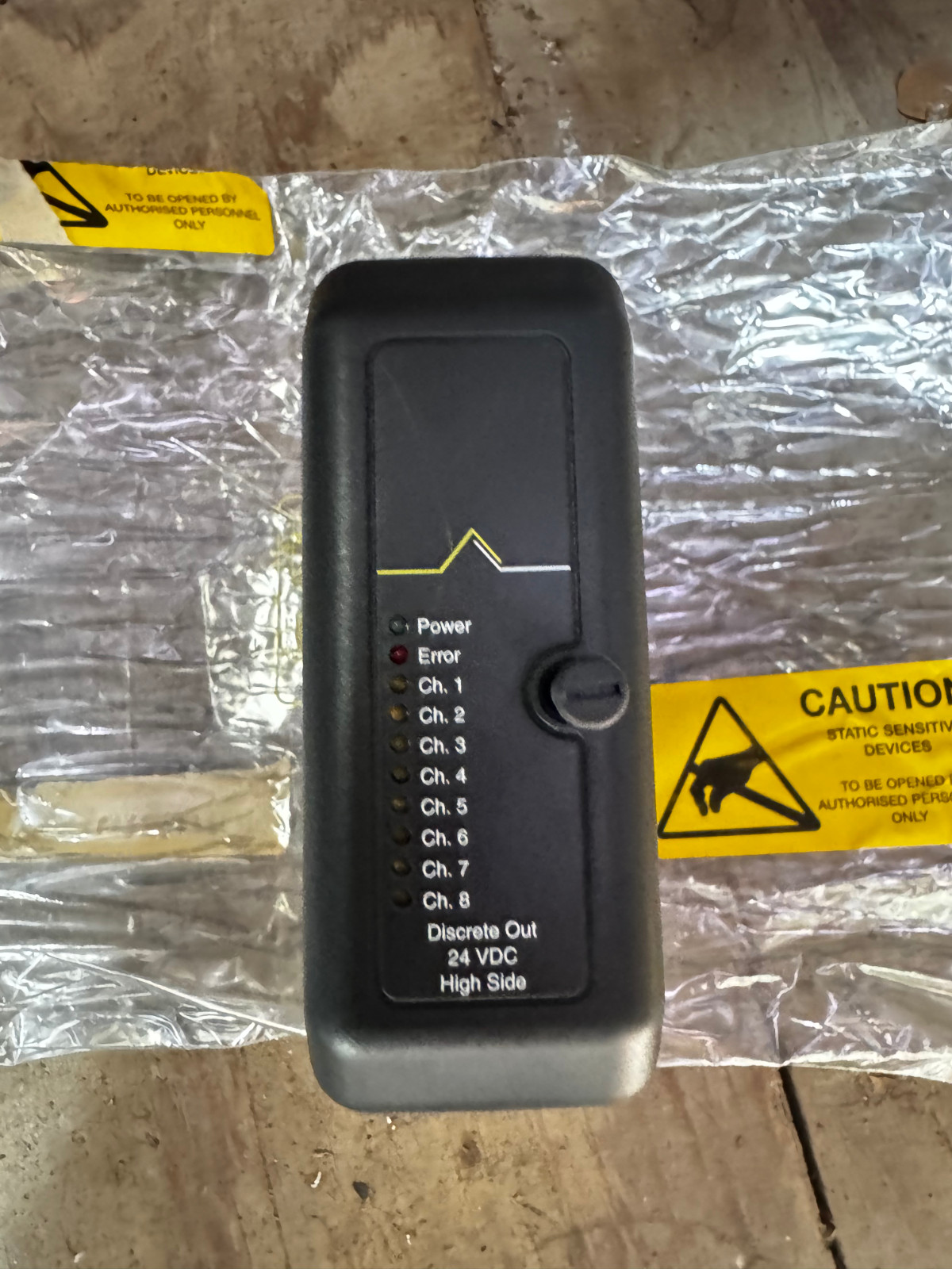 NEW EMERSON Fisher-Rosemount DELTAV KJ3001X1-BJ1 8CH 24VDC DO 12P0555X132