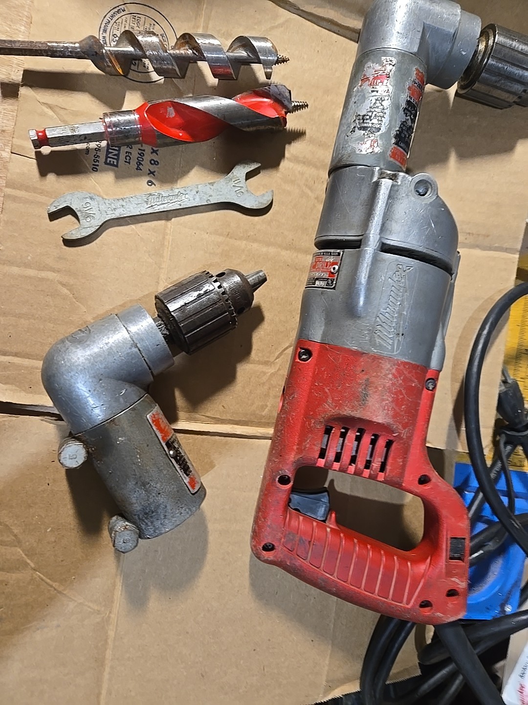 Milwaukee 1001-1 1/2 Right Angle Drill 500 RPM w/ Case And Extras Head And Bits