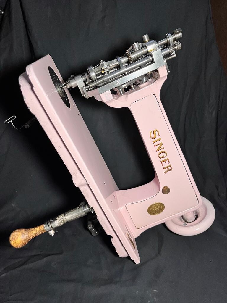 Singer 114w103 Chain stitch & Moss Stitch Embroidery Machine head only