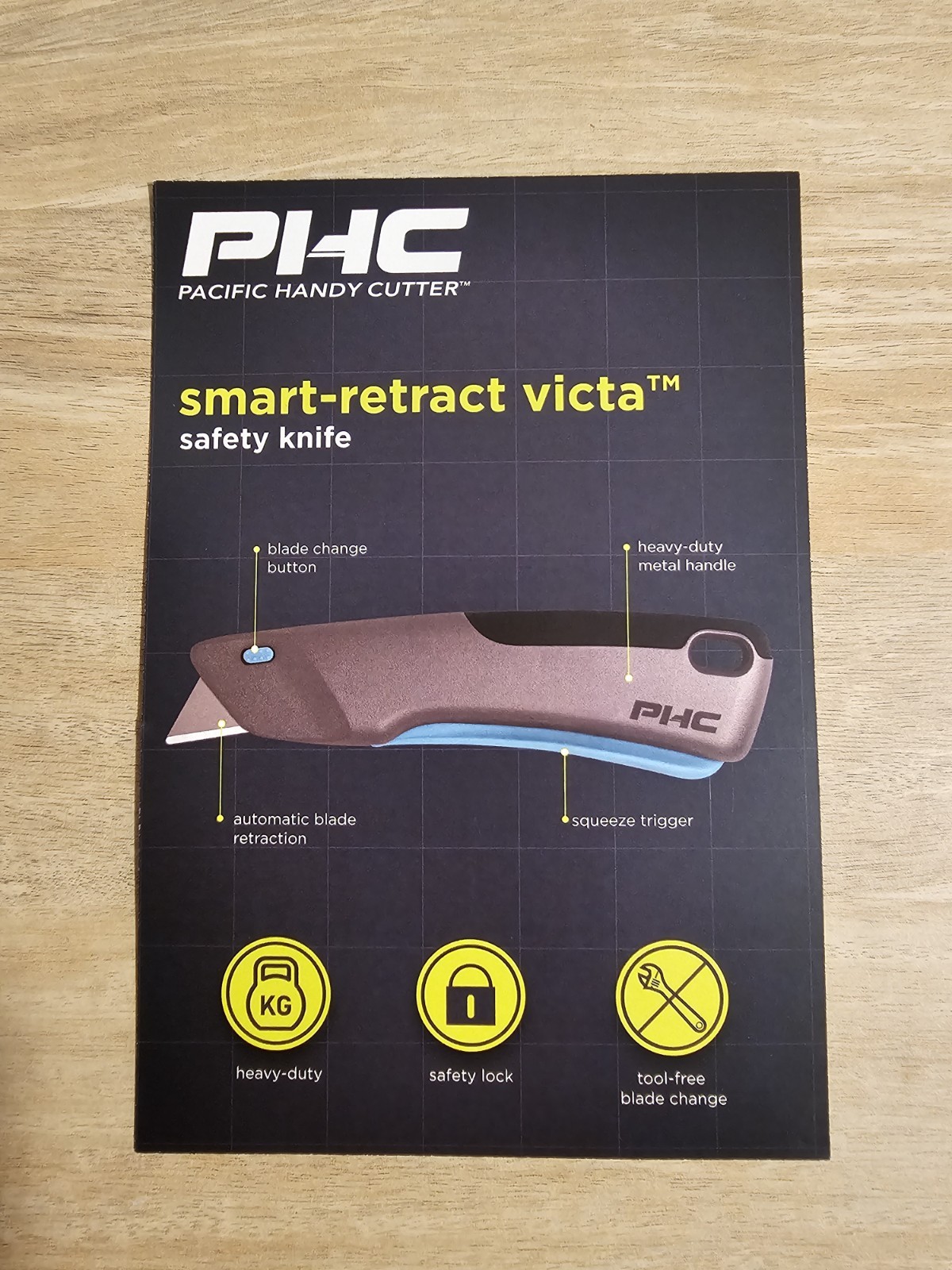 PHC E13302-9 Spring Loaded Smart-retract Victa Saftey Knife New In Box Teal