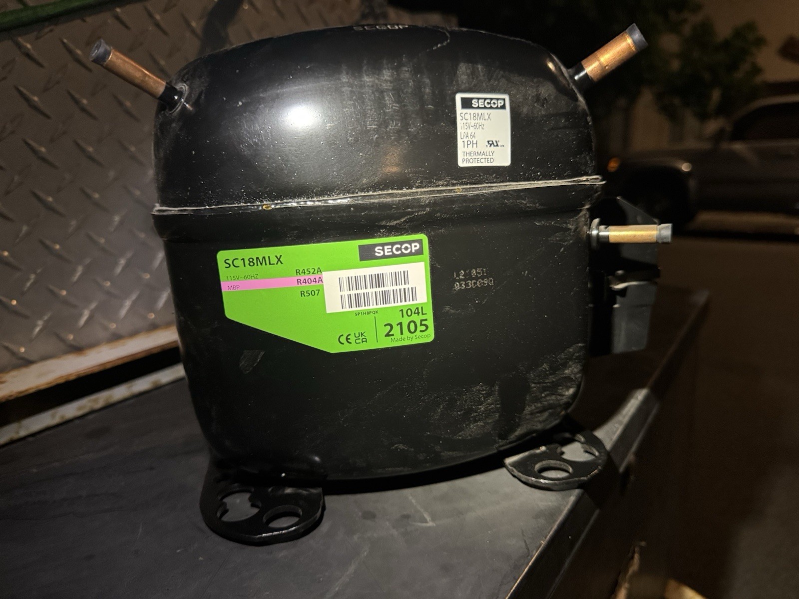 Secop SC18MLX 115V Hermetic Refrigeration Compressor R404a Industrial Unit