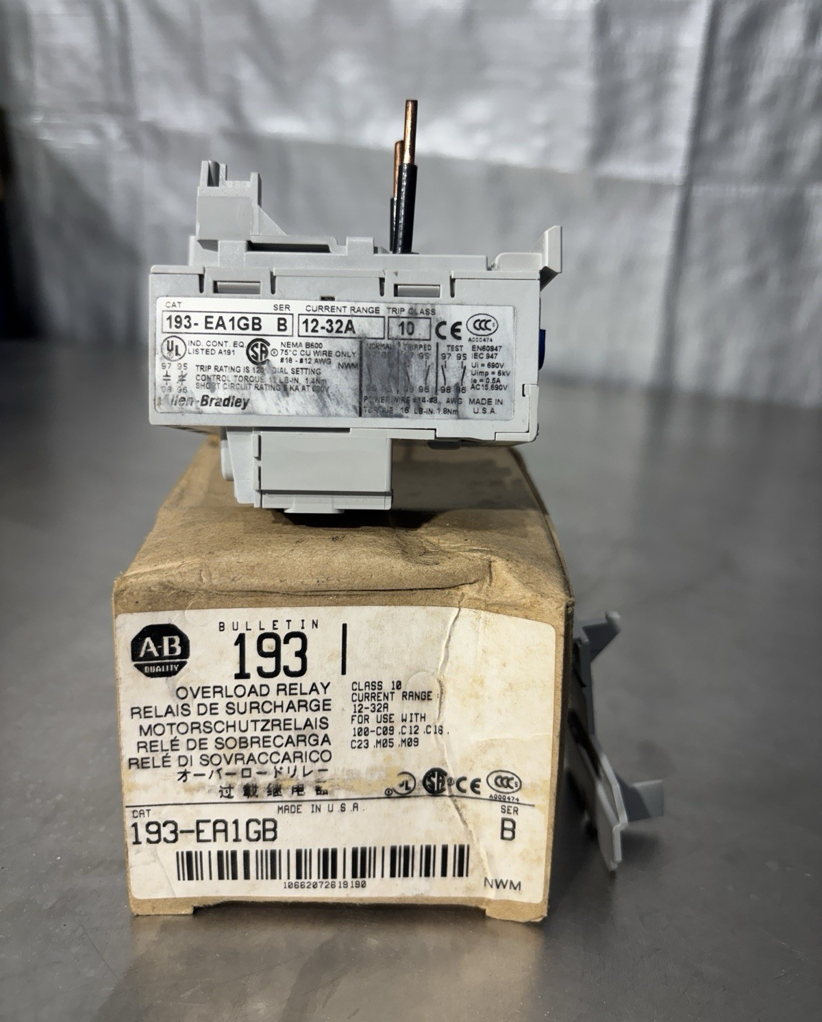 Allen-Bradley Thermal Overload Relay 193-EA1GB 12-32A 3-Ph