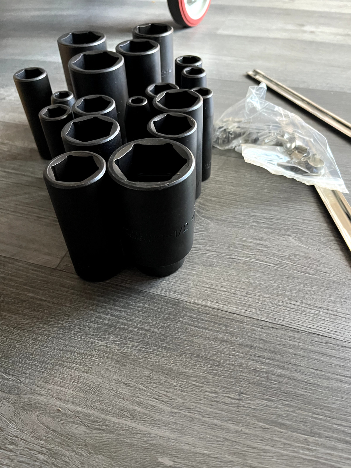 PROTO Deep Impact Socket Set: 18PC missing the 15/16