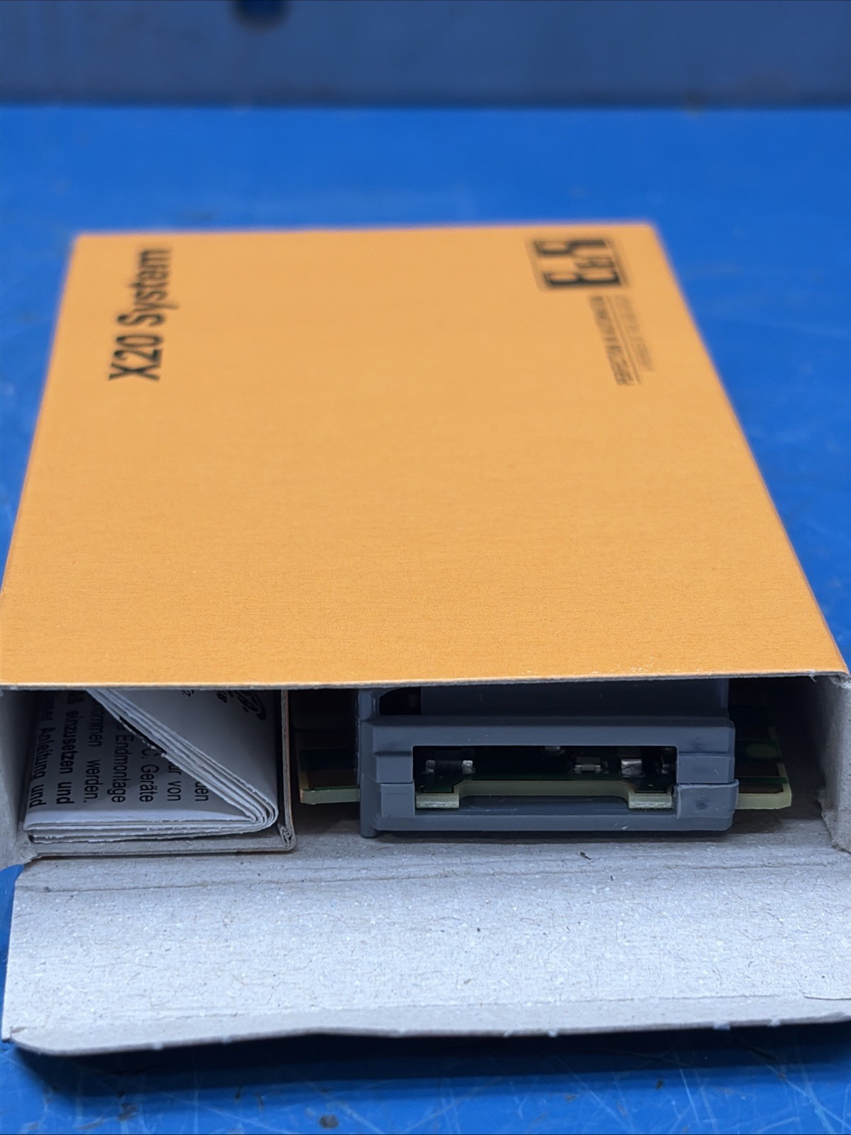 New Genuine B & R X20-AT-6402 B & R 16-Bit Input Module X20AT6402 NIB Fast Ship