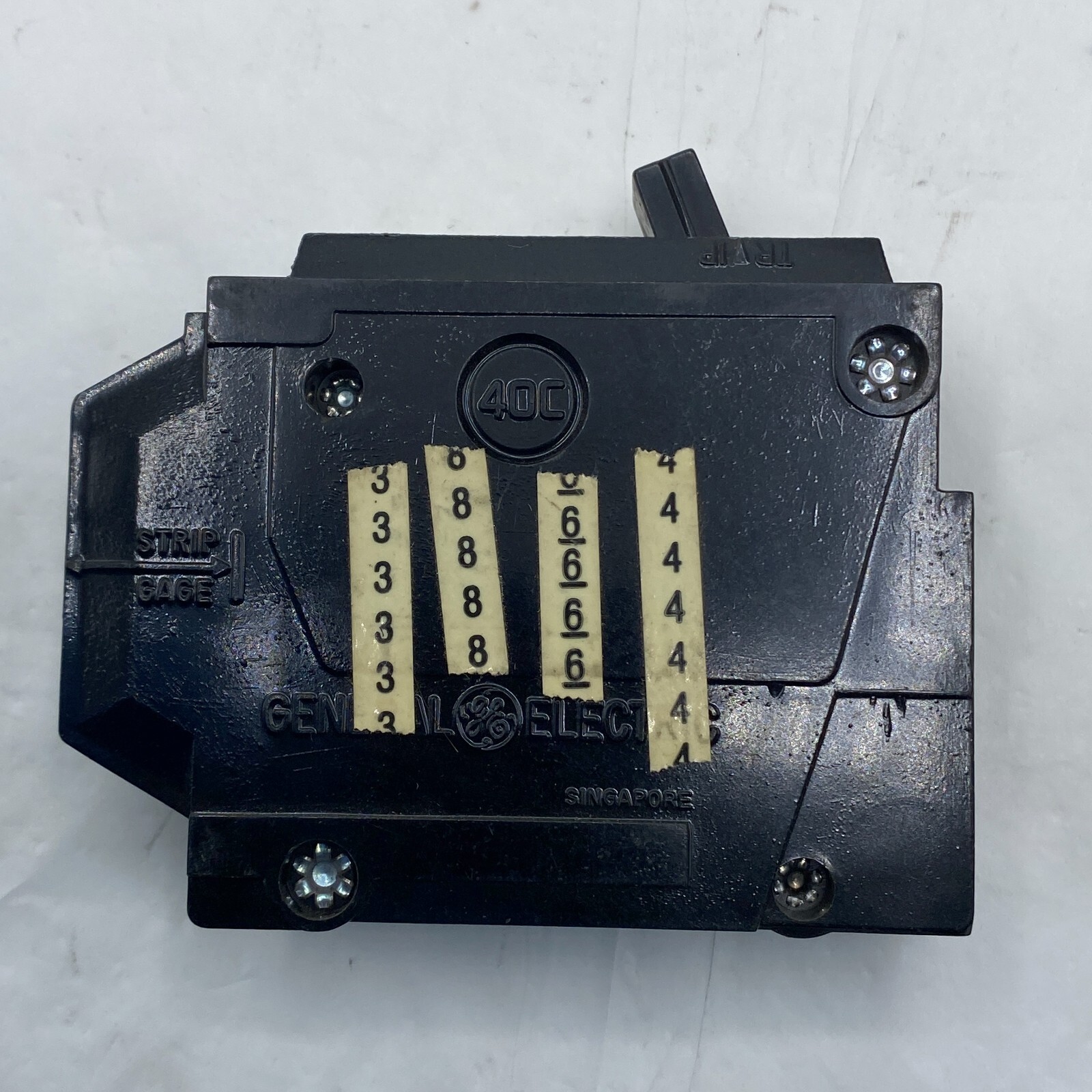 GE H933P Plug-In Mount Type 20AMP Circuit Breaker🔔