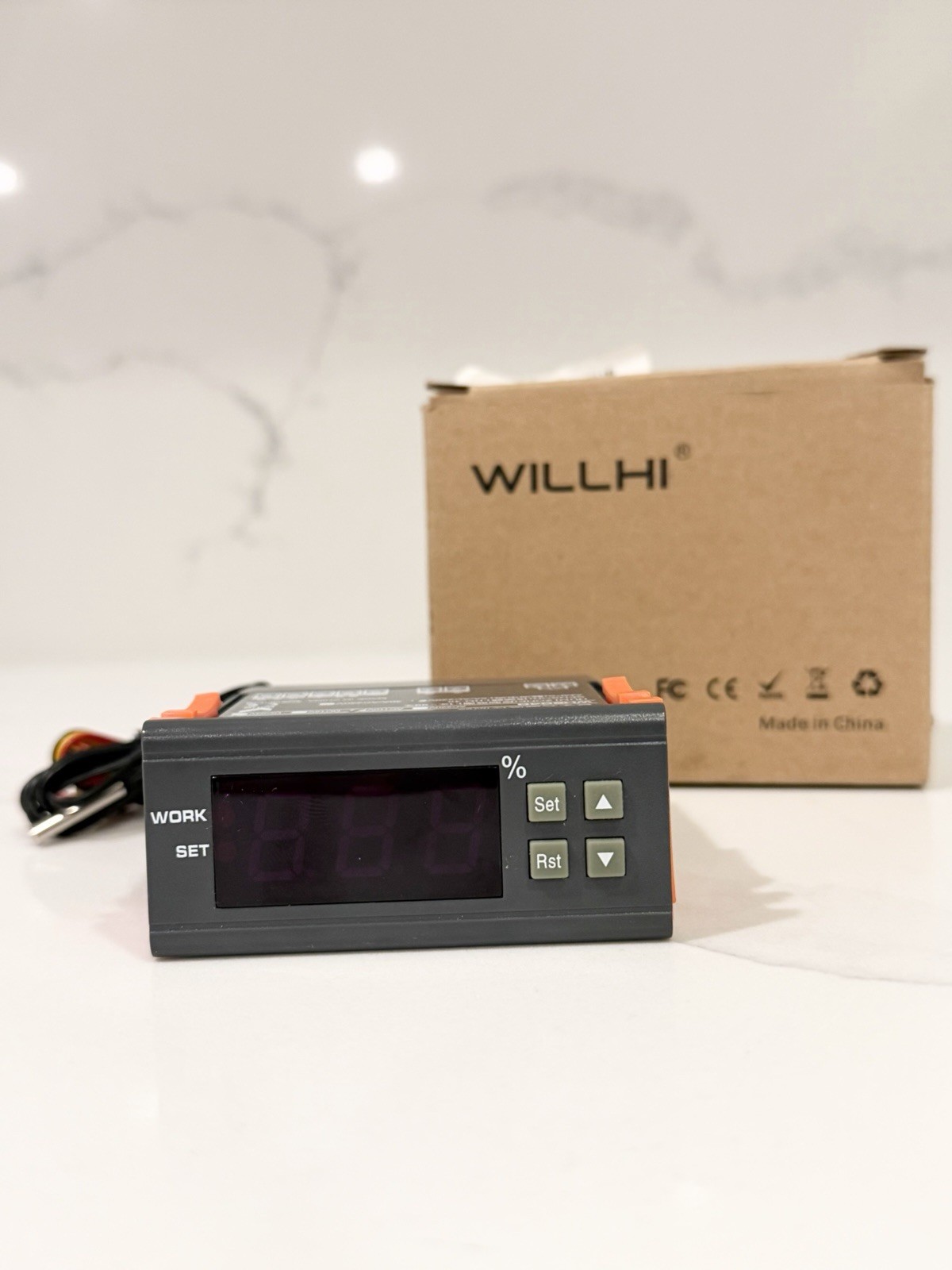 WILLHI WH8040 Digital Humidity Controller AC 110V 5A w/ Sensor Probe New