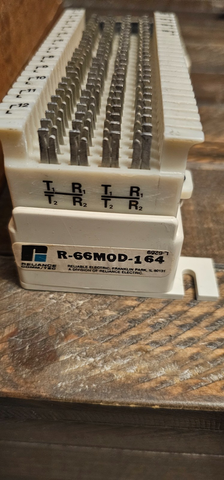 Reliance Comm Tec connecting block R-66Mod-164 – NOS