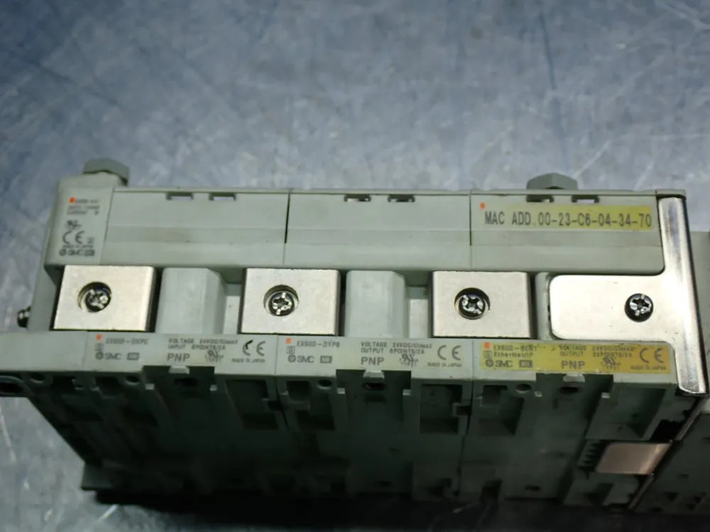 SMC PNEUMATIC MANIFOLD VALVE UNIT EX600-ED2