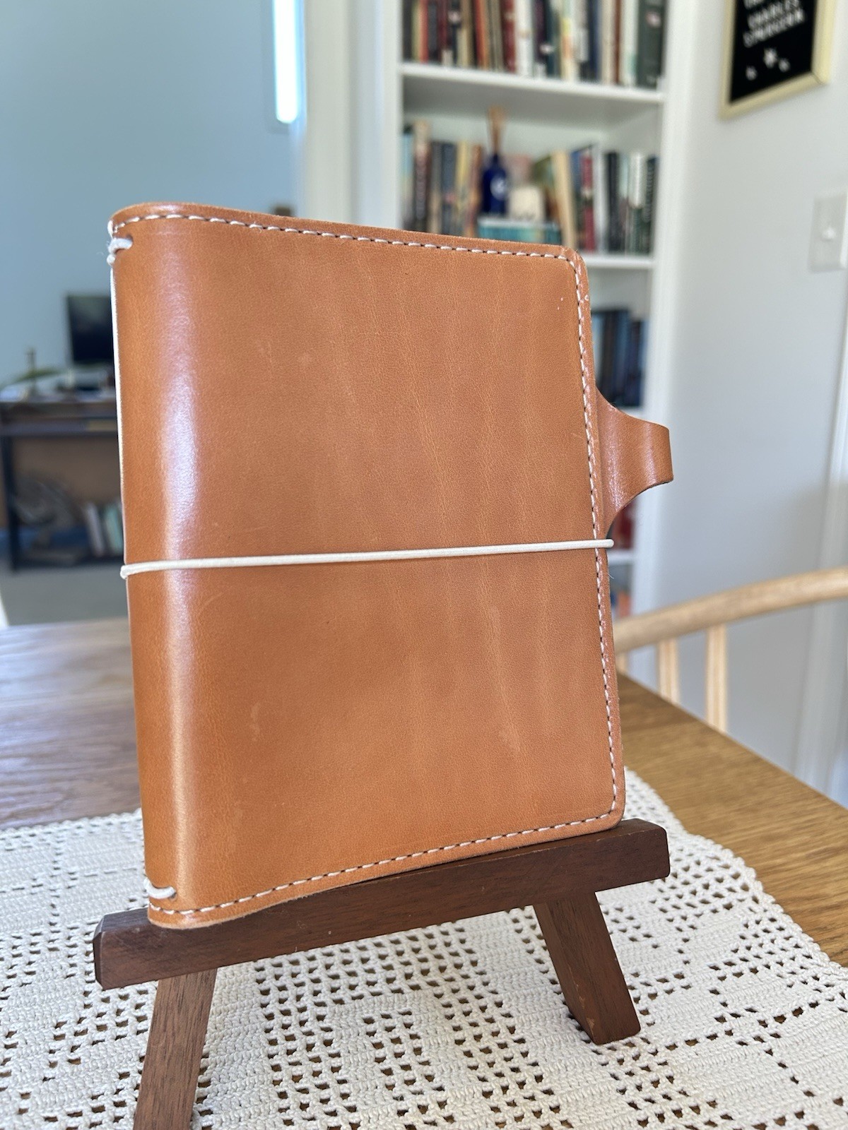Chic Sparrow A6 Natural Veg Tan Leather Travelers Notebook 4 Notebook Elastics
