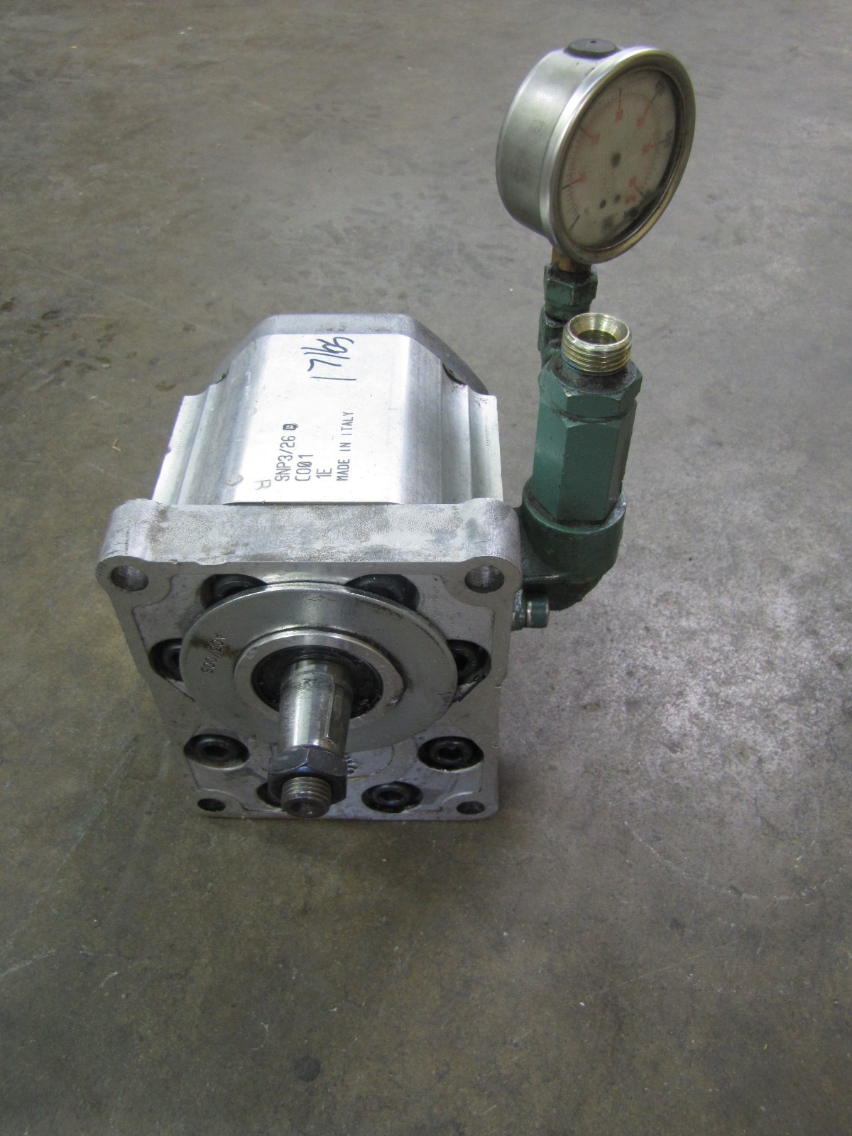 SAUER SUNSTRAND SNP3/26D ROTARY GEAR HYDRAULIC PUMP 1″ FLANGE IN/OUT .765″ SHAFT