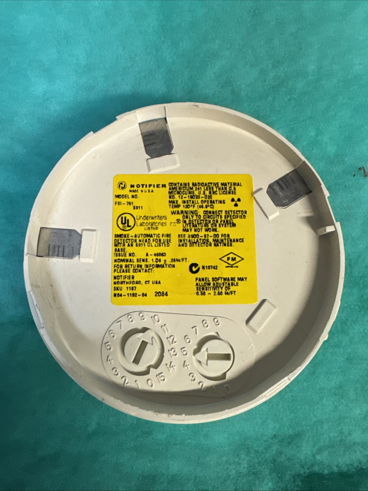 NOTIFIER FSI-751 ION HEAD DETECTOR ADDRESSABLE HEAD FREE SHIPPING !!!