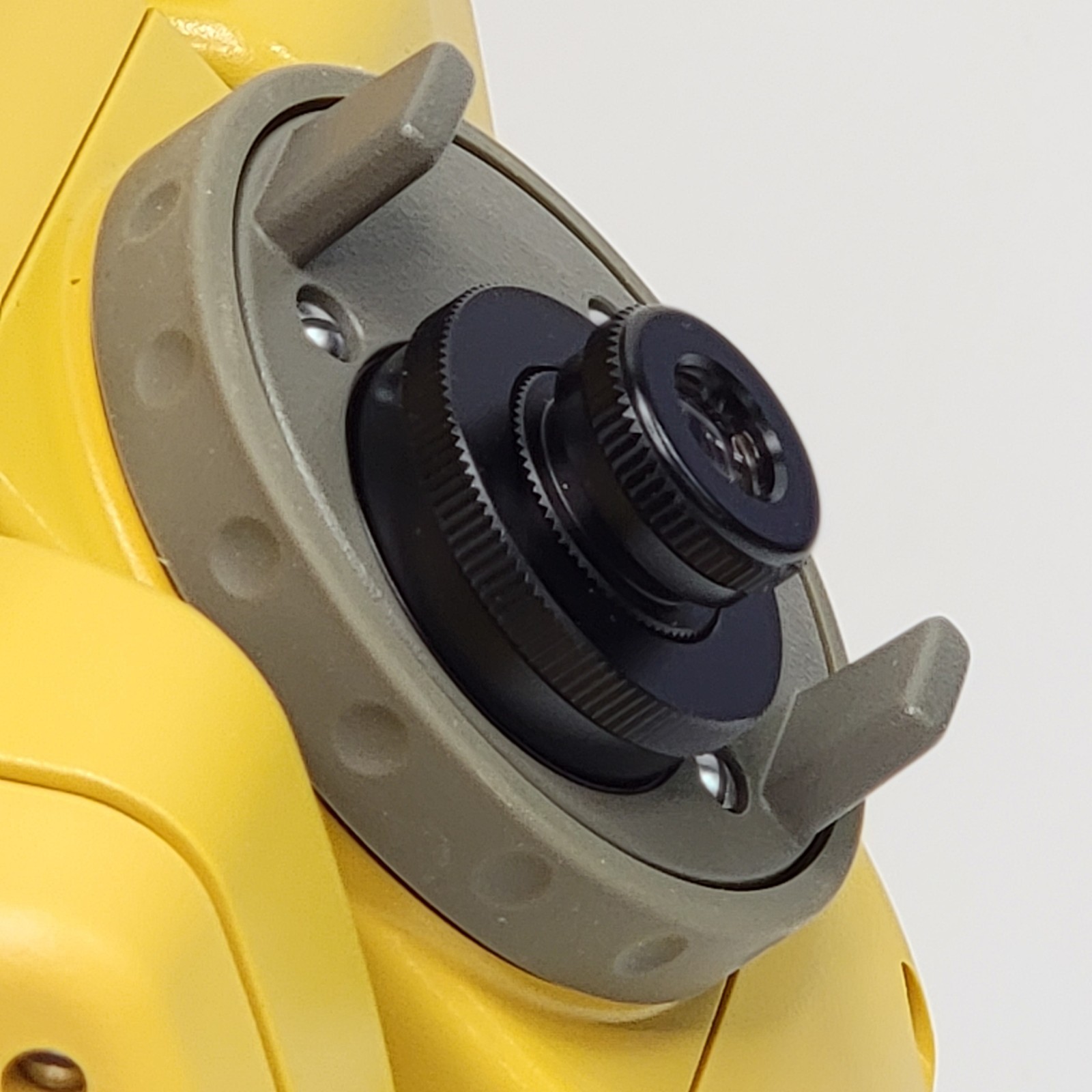 BARELY USED – EXCELLENT – Topcon GTS-239W Total Station w/Case Battery & Charger