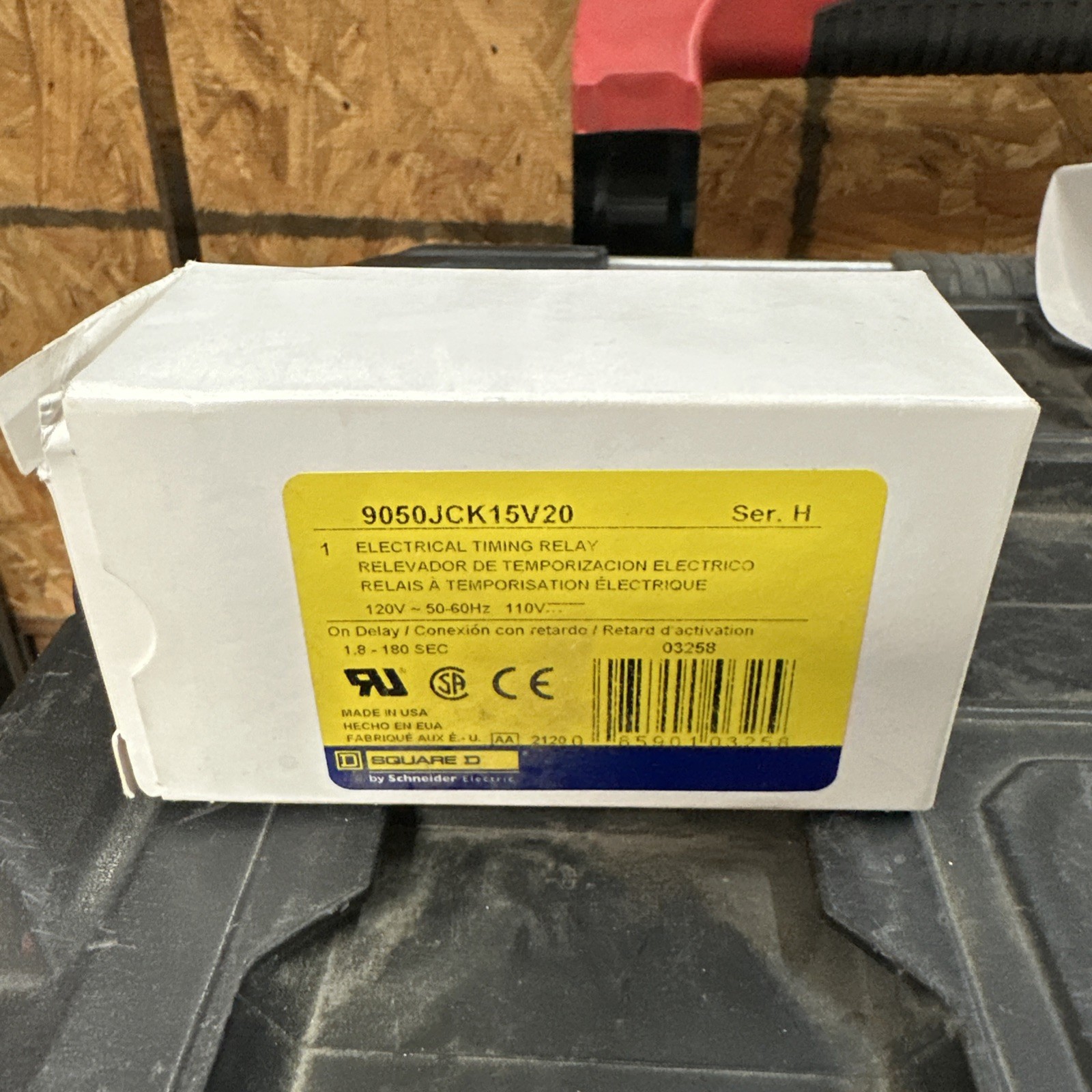 Square D Timing Relay 9050JCk15V20 (New In Box)