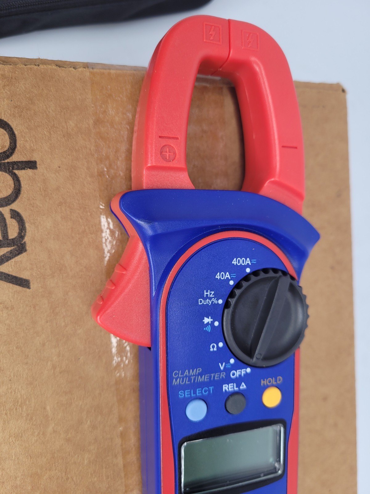 WESTWARD Meter 22xx23 : CAT II 600V/CAT III 300V, Avg, 400 A Max DC Current