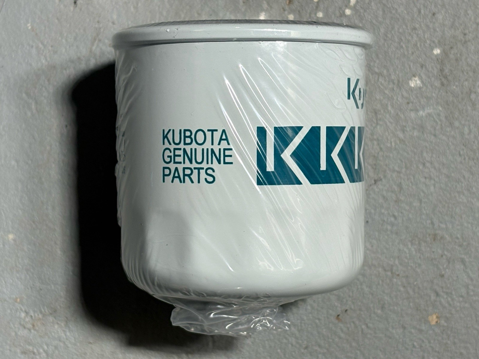 Kubota HH150-32430 Oil Filter Kubota OEM Genuine HH1J0-32430