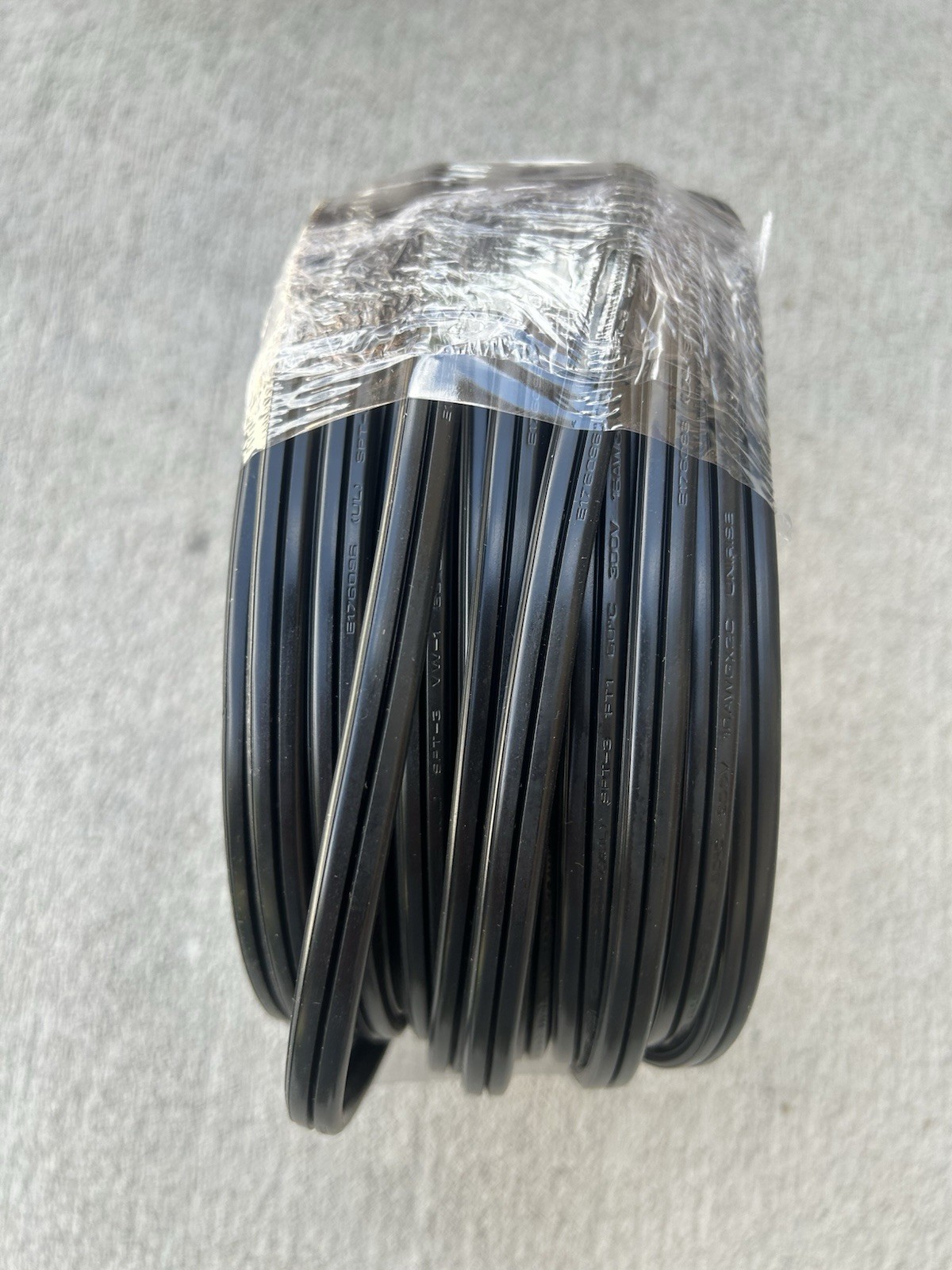 UNIVERSAL 75 FEET SPT-3 LOW VOLTAGE LANDSCAPE LIGHT CABLE BLACK NEW