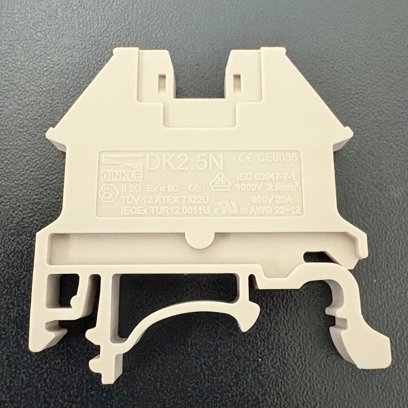 DIN Rail Terminal Block Kit Dinkle DK2.5N 12 AWG 20 AMP 600V (New)